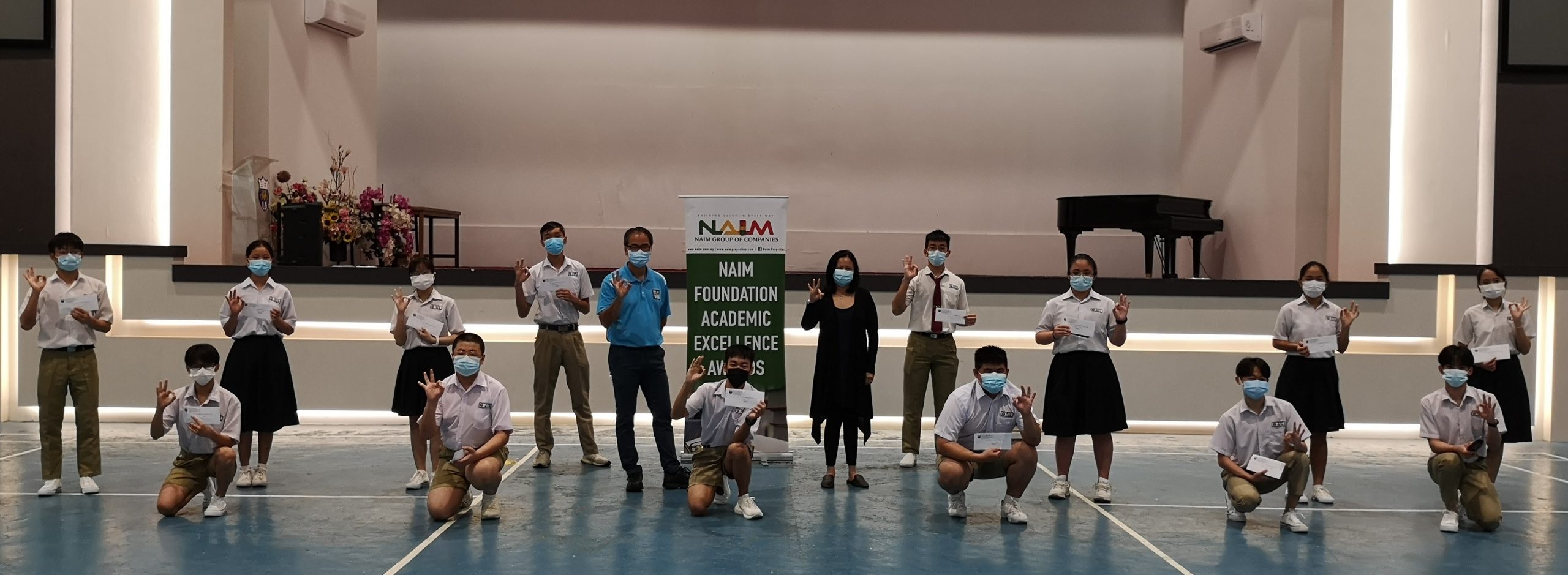 CHMS No 3 students earn Naim academic awards