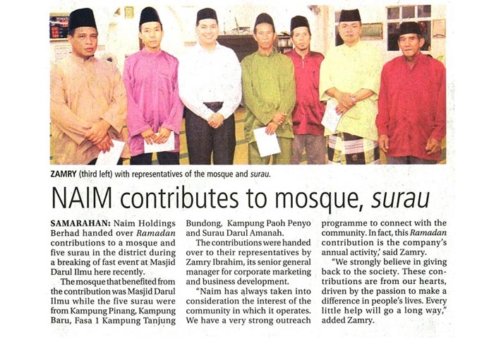 Naim contributes to mosque, surau