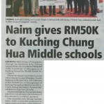 Naim gives Rm50k to Kuching Chung Hua Middle Schools