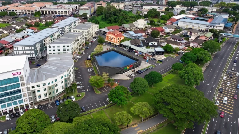 Rock Commercial Center